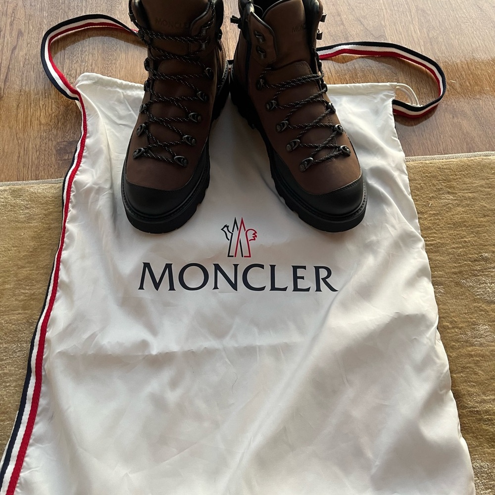 Moncler Brown Snow Boots